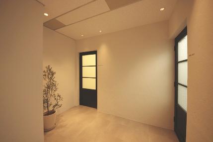 S1340338596376_1.jpg